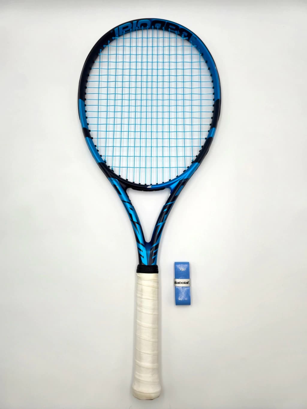 Babolat Pure Drive Tour 2021, 315g, 16x19, Aro 100, Grip 4 3/8 Muy Buena + Cubregrip