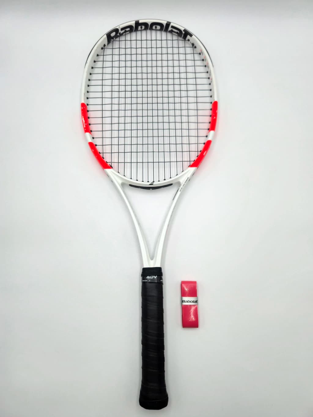 Babolat Pure Strike 100 16x19 300g, Aro 100, Grip 4 1/4, Buena + Cubregrip