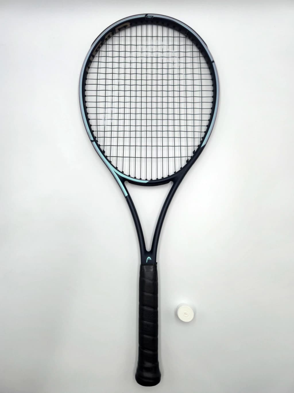 Head Gravity Pro 2023 315g, 18x20, Aro 100, Grip 4 1/4, Muy Buena + Cubregrip