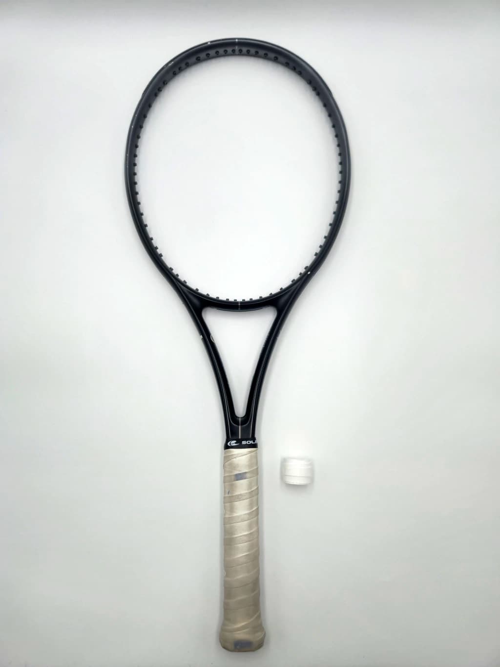 Wilson Rf 01 300g, 16x19, Aro 98, Grip 4 1/4, Buena + Cubregrip